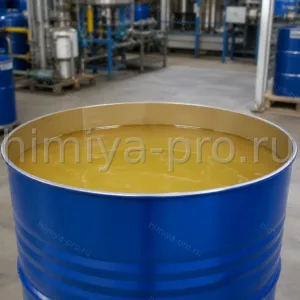 Светло-жёлтая жидкость хлорпарафина ХП-470 ~47% Cl в бочке — пластификатор и антипирен для ПВХ и резины