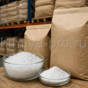 Белые кристаллы борной кислоты H3BO3 CAS 10043-35-3 в мешках на складе — источник бора для стекольной и агрохимической промышленности