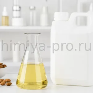 Бледно-жёлтое рафинированное косметическое масло сладкого миндаля в колбе и канистре — сырьё для кремов и эмульсий