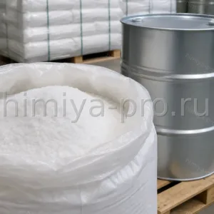 Белый кристаллический порошок метабисульфита натрия в промышленной упаковке — антиоксидант и восстановитель