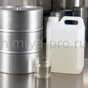 Промышленная бочка и канистра с бесцветным растворителем нефрас 50/170 для промывки деталей и обезжиривания