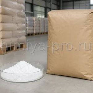 Диоксид титана рутильной формы — белый мелкодисперсный пигментный порошок TiO2 в мешке 25 кг на складе сырья для красок