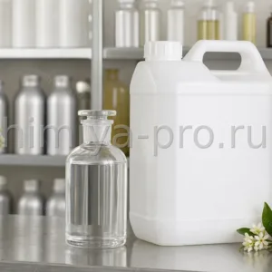 Прозрачная бесцветная жидкость Цитраля Е в канистре — стабильный ацеталь с мягким лимонным профилем для ароматизации и парфюмерии