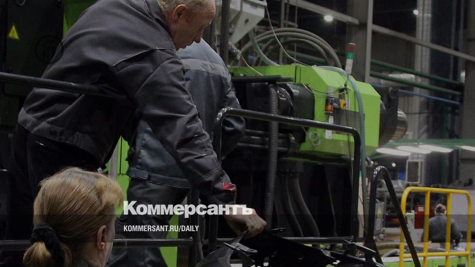 Линия переработки полимерного сырья для автокомпонентов: гранулы и пресс-формы на производстве деталей