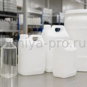 Бесцветная маслянистая жидкость изопропилмиристат в канистрах — эмолент и пенетрант для кремов и фармацевтики
