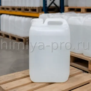 Водный раствор пропиленгликоля 35% (ВПР-35%) — прозрачная жидкость в канистрах на складе химического сырья для HVAC и охла...
