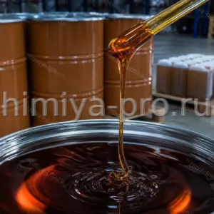 Густой янтарный концентрат ретинилпальмитата 1,7 млн МЕ/г в бочках и канистрах на складском стеллаже