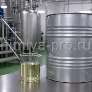 Прозрачный вязкий полиэтиленгликоль-300 в металлической бочке для косметических и технических составов