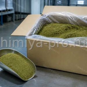 Бежево-зелёный порошок экстракта мидий в картонном коробе на складе морского сырья для суставных БАД