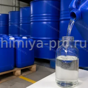 Маслянистая жидкость бензилбензоата в промышленных канистрах HDPE и пластиковых бочках на складе