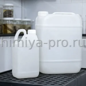Бесцветный раствор формальдегида 37 % в пластиковых канистрах 2,5 и 20 л для гистологической фиксации тканей.