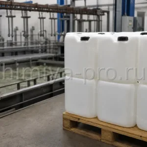Канистры 35 кг с ортофосфорной кислотой 85 % на паллете у ванны фосфатирования металла