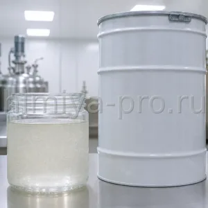 Вязкий концентрат хлорида цетримония Твалам STS50 SV в лабораторной банке и промышленной бочке
