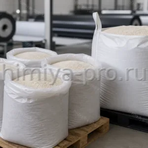 Светло-бежевые гранулы радиального СБС Р30-00 C в мешках и биг-бэге на складе для кровельных компаундов