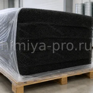 Чёрный эластичный мат ретикулированного пенополиуретана 70×1000×2000 мм с открытой сеткой для фильтрации воздуха